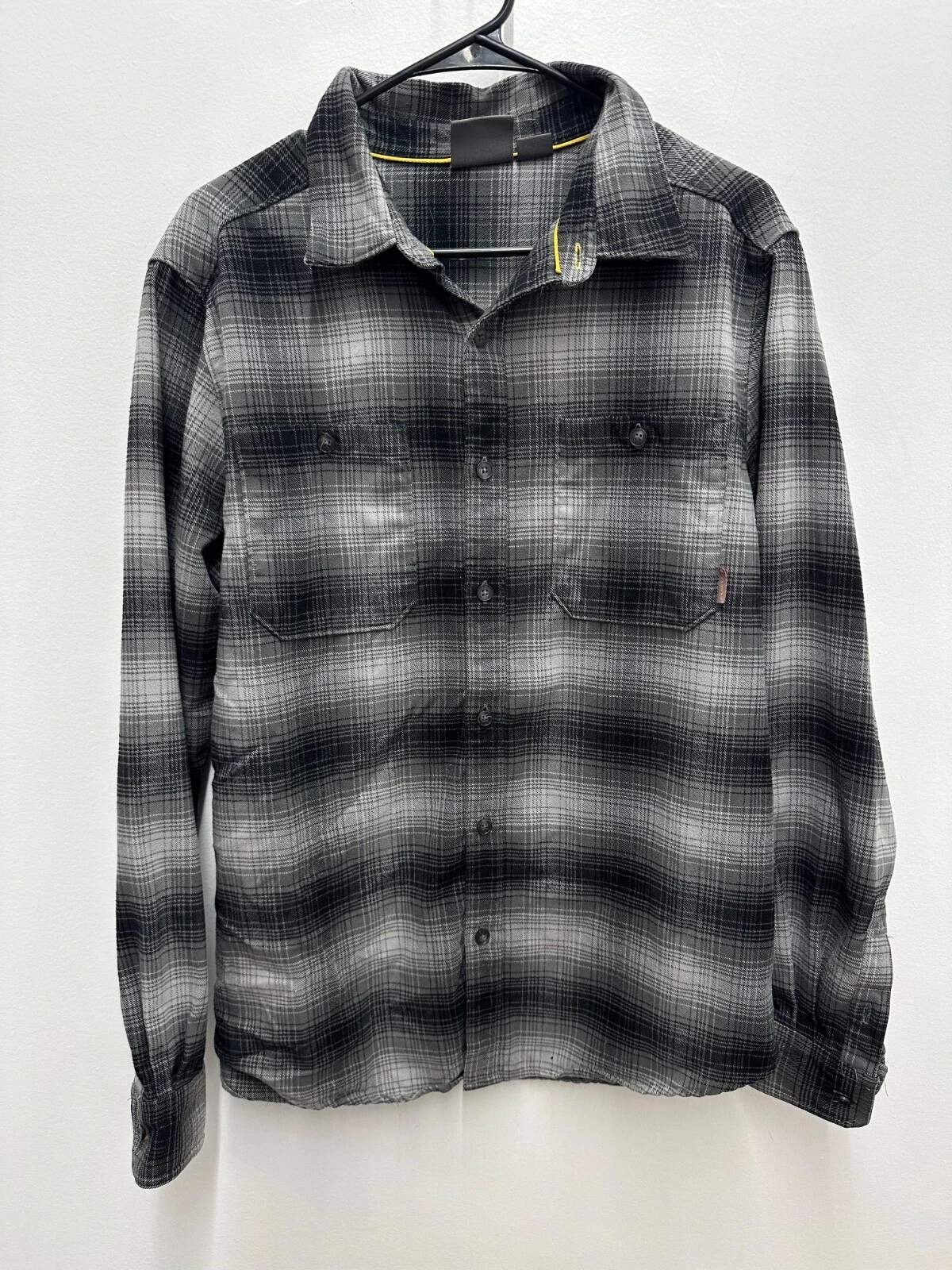 Merrell Flannel Button Down Shirt Mens Large Gray Plaid Long Sleeve Outdoor