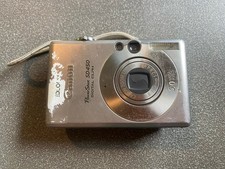 Canon PowerShot SD450 5.0MP Digital ELPH Came...