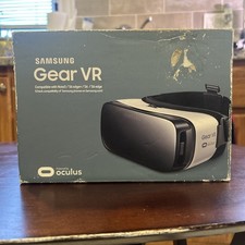 Samsung Gear VR Headset - Frost White       SM-R322NZWAXAR