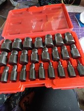 Screw Extractor Set - 25 Piece Set For Imperial Sizing 1/8" To 7/8"