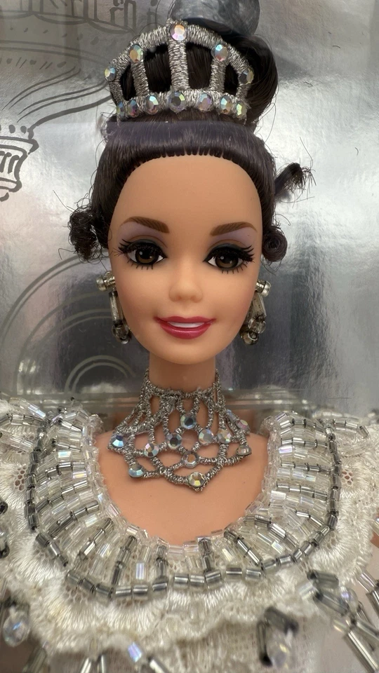 Muñeca Barbie como Eliza Doolittle en My Fair Lady Embassy Ball 1995 Mattel 15500 Foto 4 de 4