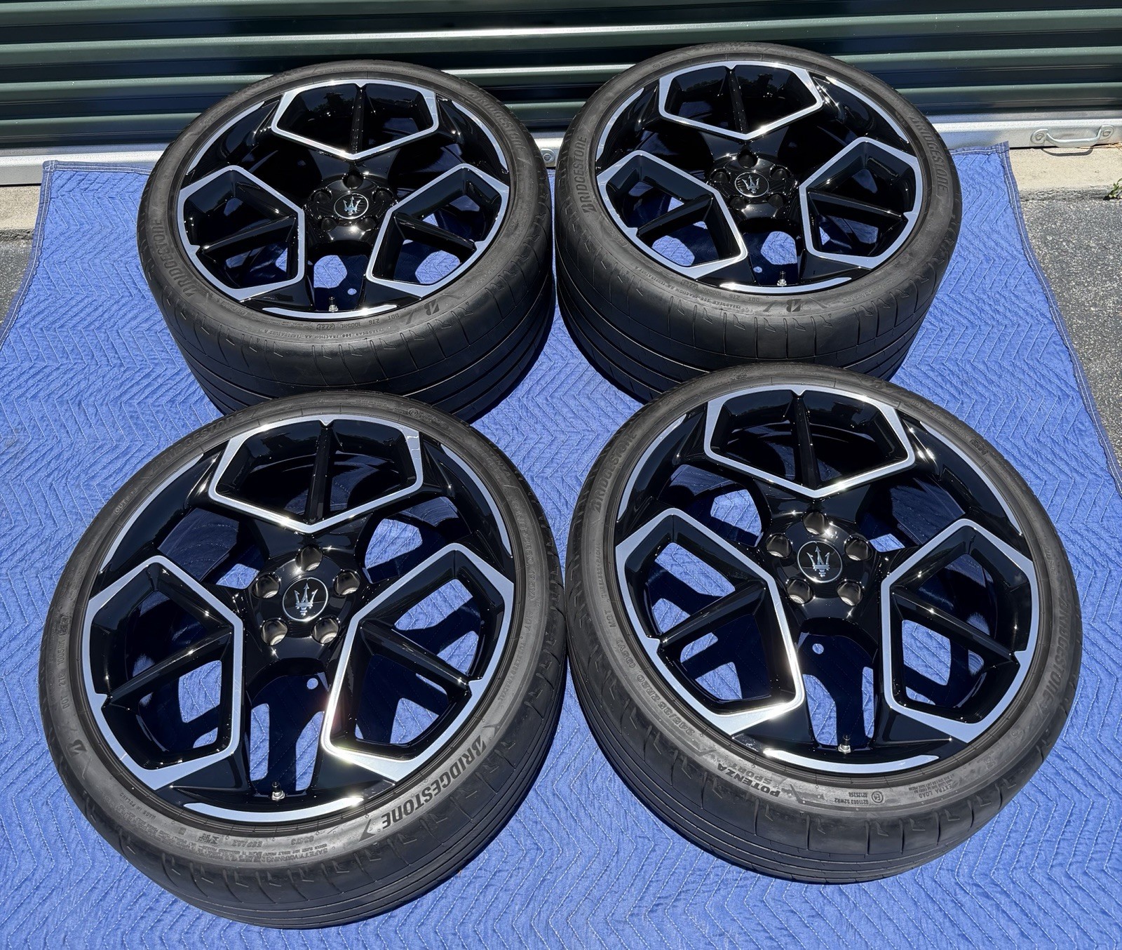 Factory Maserati MC20 Wheels Tires Genuine OEM 20” Birdcage Black Machined