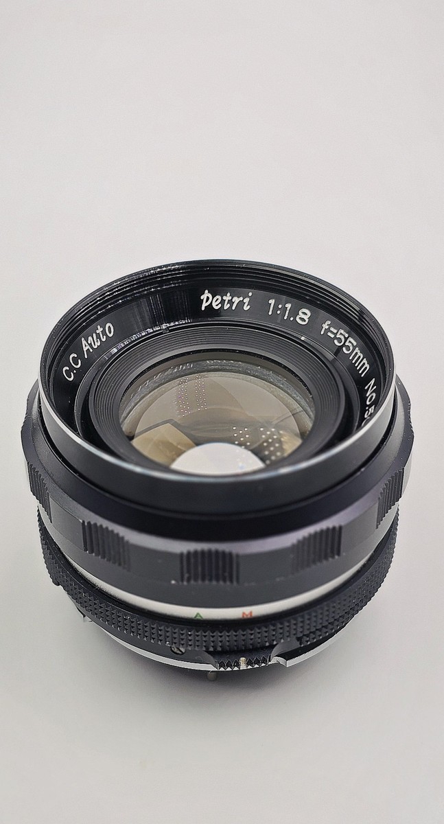Petri C.C. Auto 55 mm f/1.8 Lens Japan – Clean Glass, Smooth Focus