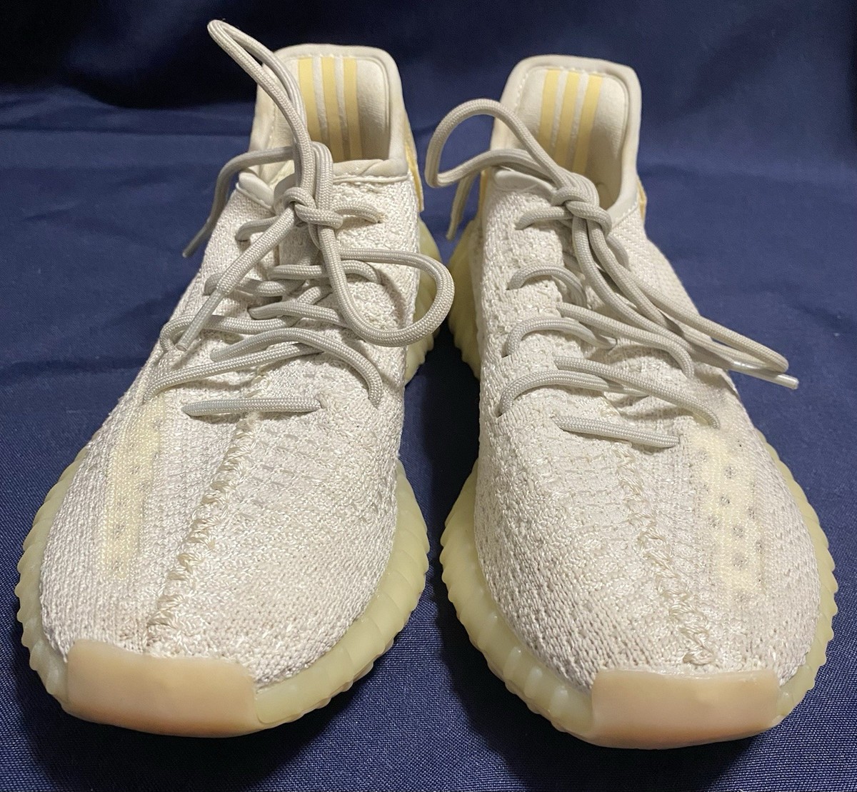 Adidas Yeezy Boost 350 V2 Light Sneakers Featuring UV-Activated Tech Mens 7.5 View 2