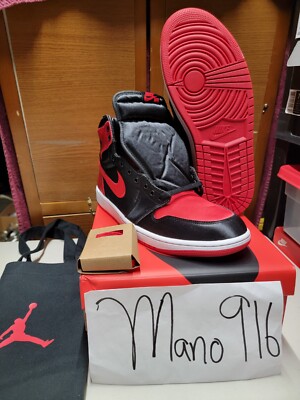 Sz 12Women's/10.5Men's Nike Air Jordan Retro 1 High OG Satin Bred