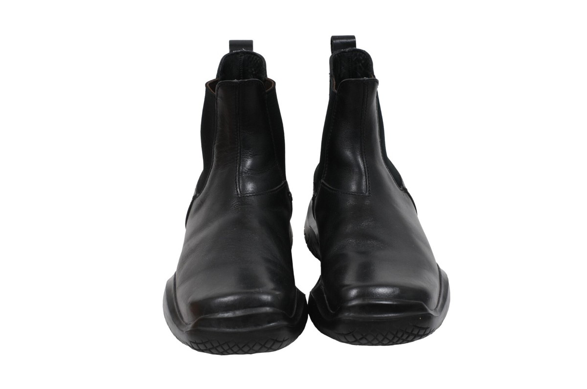 Prada Vintage Chelsea Boot US7.5 UK6.5 Black Leather Square Prada Vintage Chelsea Boot US7.5 UK6.5 Black Leather Square
