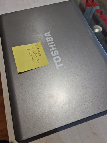Toshiba Satellite Pro l300d-226 Spare and Repair Laptop, or for parts Only. - Picture 2 of 3