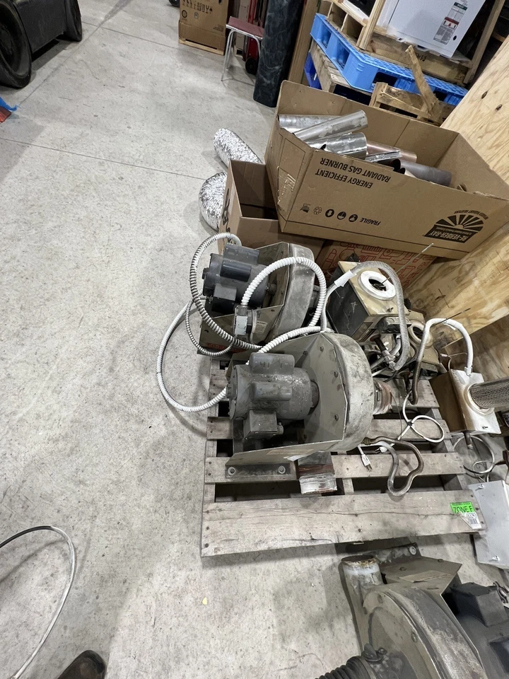 Roberts Gordon Vacuum Assembly - Image 3 of 3