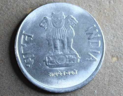 * 2013 2 RUPEE INDIA MISSTRUCK 5% OFF CENTER MISS STRIKE COIN #GKR79 - Picture 3 of 8