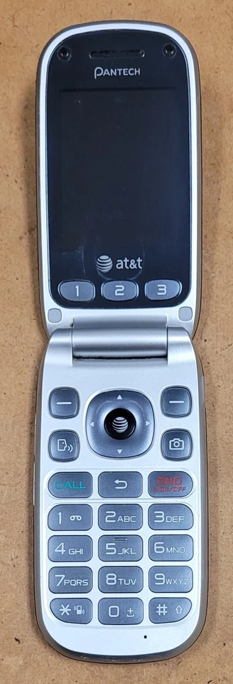 Pantech Breeze 3 III P2030 - Gray and Silver ( AT&T ) Cellular Flip Phone - Image 4 of 4