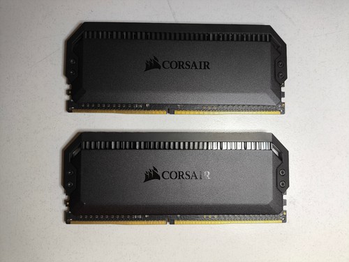 Corsair Dominator Platinum RGB RAM Kit 16GB DDR4-3200 CL16 Arbeitsspeicher - Bild 5 von 6