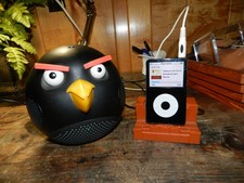 ANGRY BIRDS WITH BIG SOUND SPEAKER DOCK SYSTE...