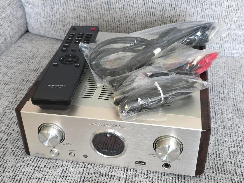 Amplificatore per cuffie Marantz HD-DAC1 dal Giappone - Immagine 2 di 4