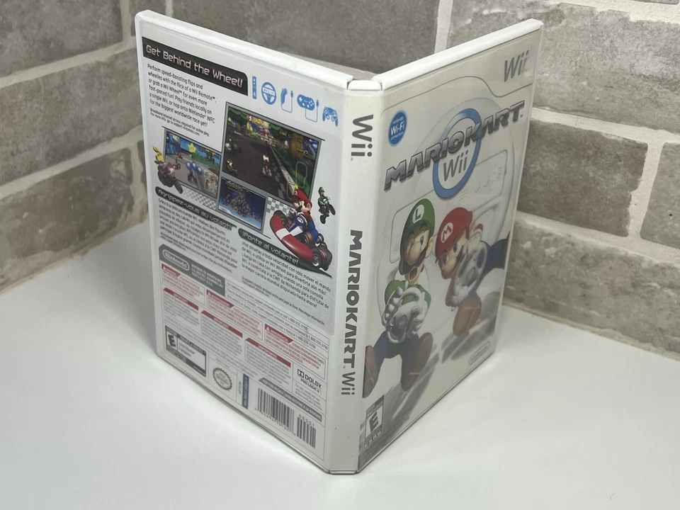 Mario Kart Wii - Nintendo - Complete CIB - Inserts - TESTED - Image 4 of 4