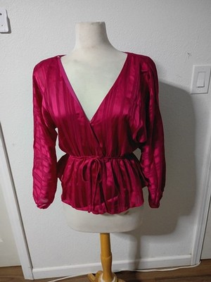 Lush Coquette Peplum Womens Satin Ruby pink Blouse Small Vneck Long Sleeve 