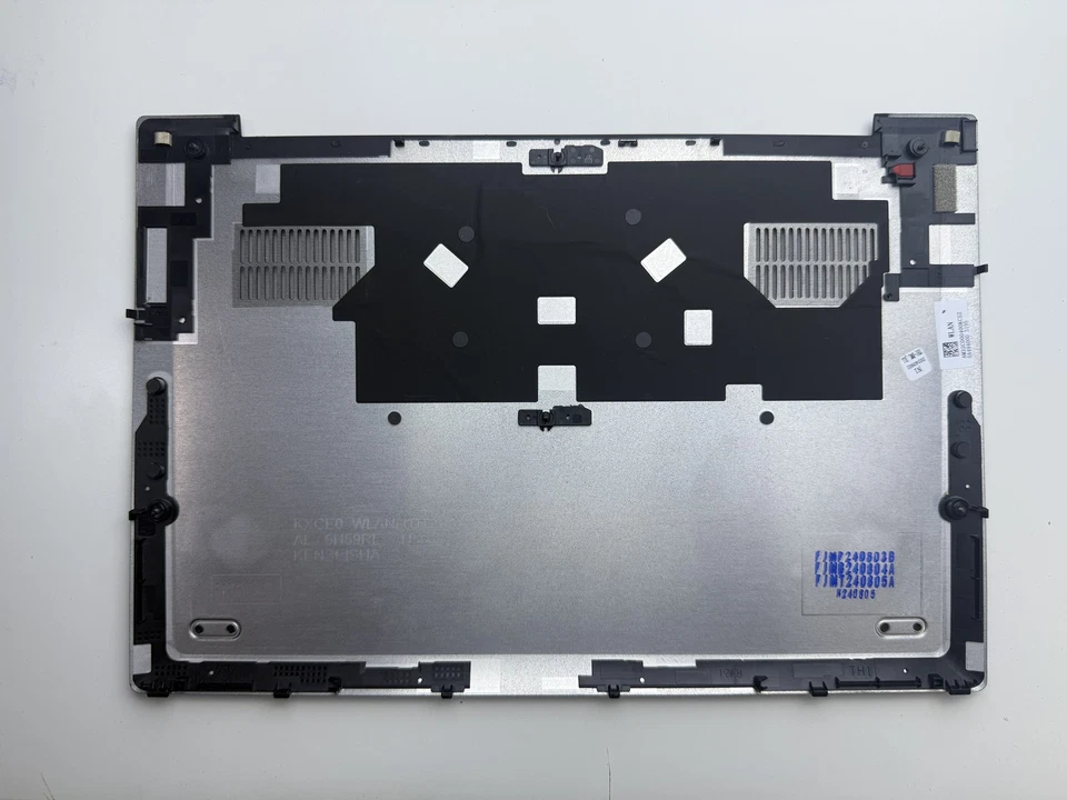 Нижний чехол Lenovo ThinkPad X1 Carbon 12-го поколения WLAN 5M10X63713 - Изображение 2 из 2