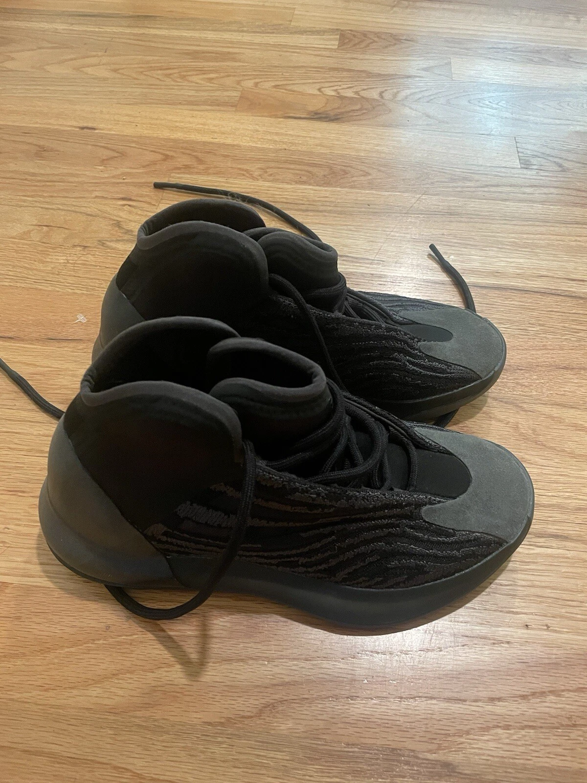 Adidas Yeezy QNTM Quantum Onyx Triple nere taglia 6