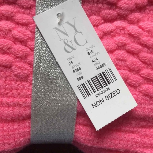 NEW NY & Company One Size Fringe Pink Scarf - Picture 4 of 4