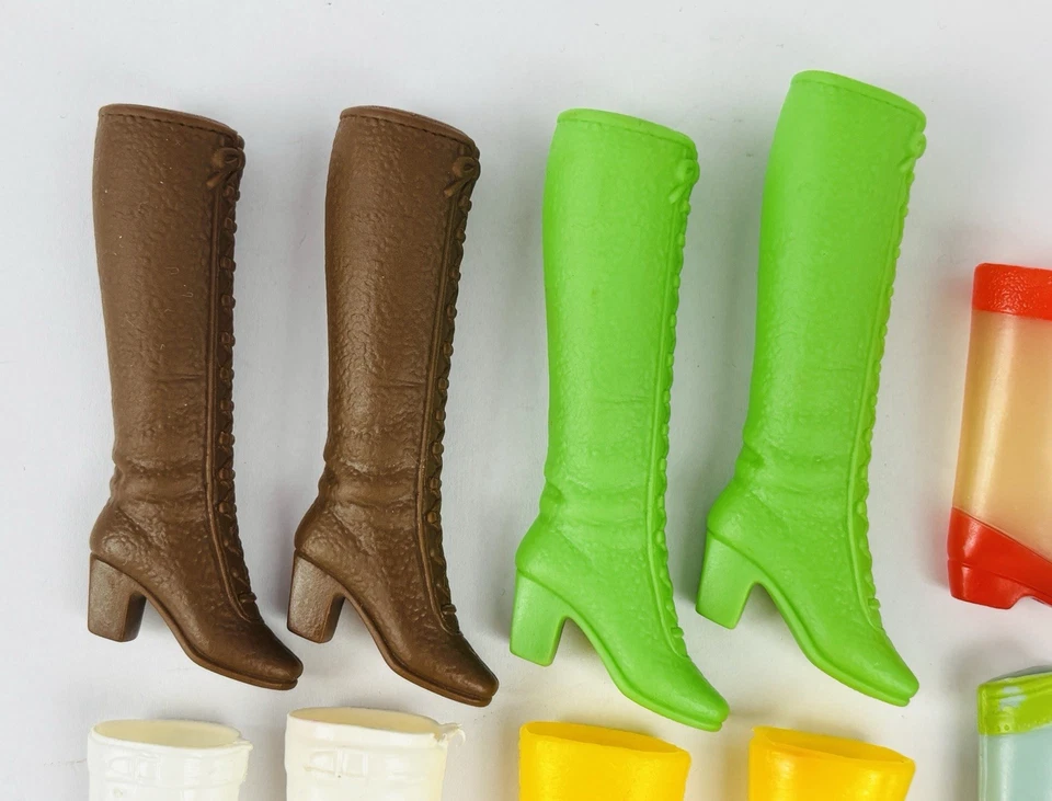 Vintage 1960s Barbie Shoes And Boots Lot (36 Pairs + 15 Single Shoes) - Image 2 of 4
