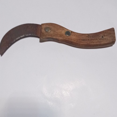 Vintage Russell Green River Works Tobacco Knife