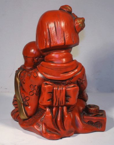 FIGURINA VINTAGE 1964 CORPO STATUARIO UNIVERSALE RAGAZZA GIAPPONESE ALIMENTAZIONE BAMBINO GESSO 904 - Foto 3 di 5