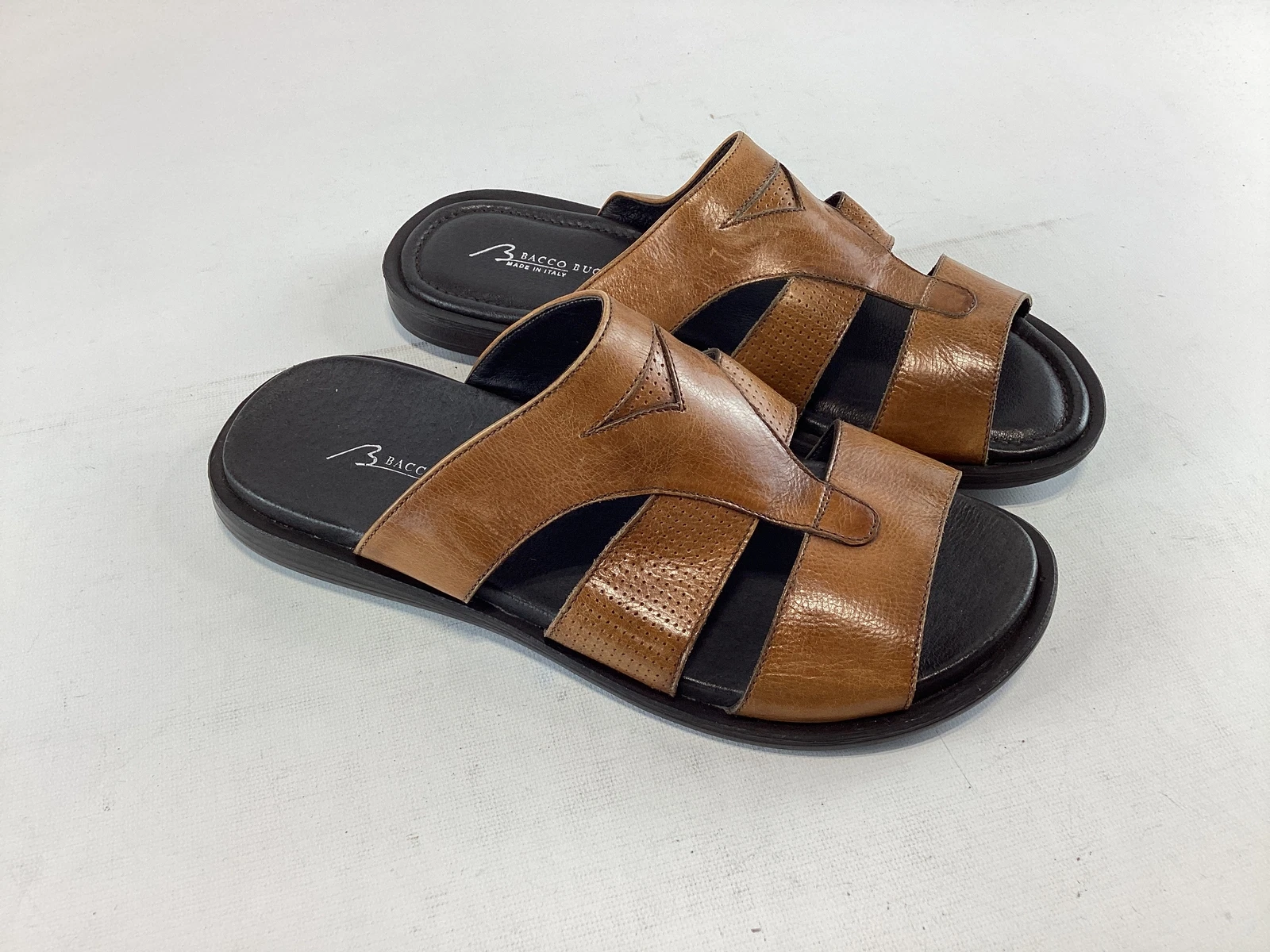 Mens Bacco Bucci Tan Leather Sandals 6 NWOB