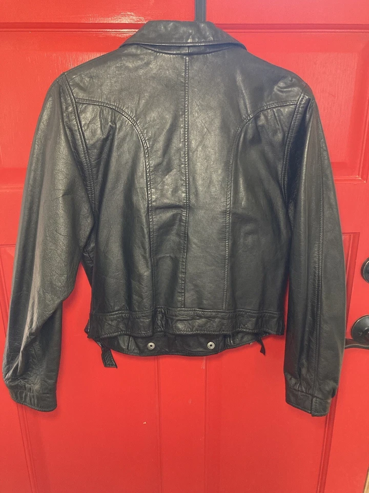 Vintage Women’s G-III Moto Zipper Jacket Short 100% Leather Black Med - Image 3 of 4