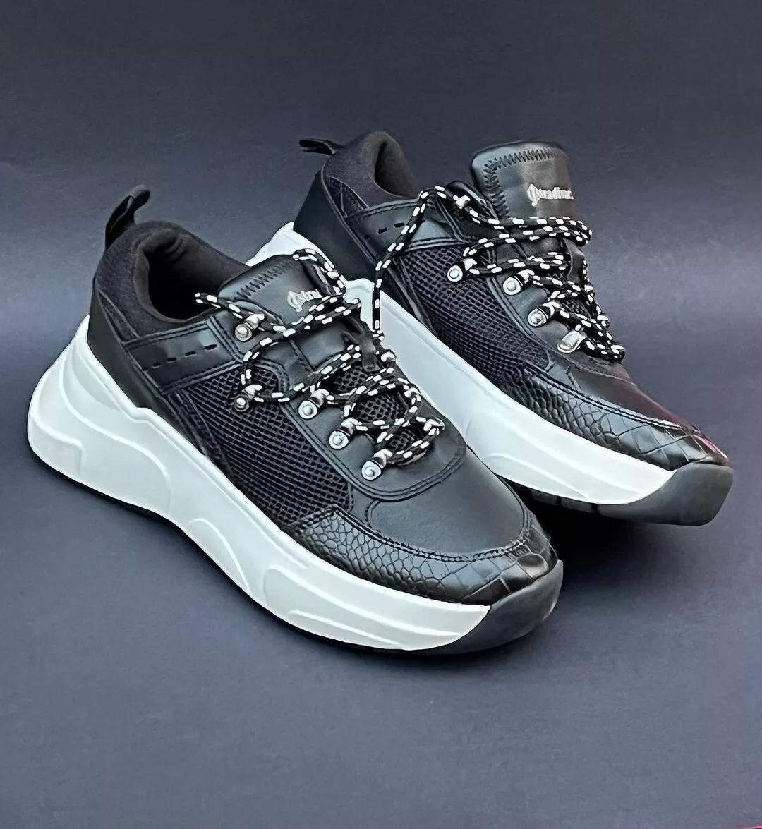 New Stradivarius Trainers Black White Sizes UK 7 EUR 40 eBay