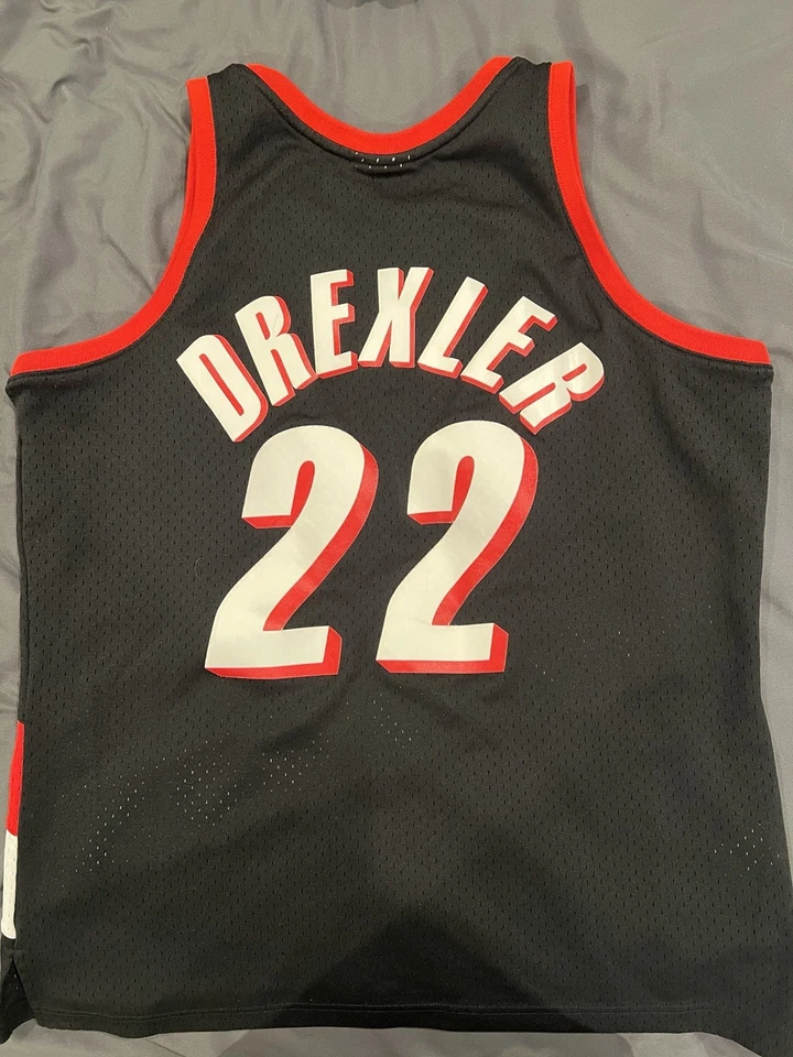 NWOT Authentic Mitchell Ness Portland Trail Blazers Clyde Drexler Jersey Mens L - Image 2 of 4