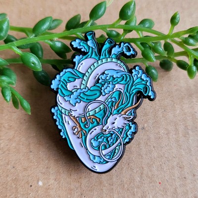 Spirited away Emaille Pin Anstecker - Haku Dragon Heart Studio Ghibli Metall Pin Geschenk