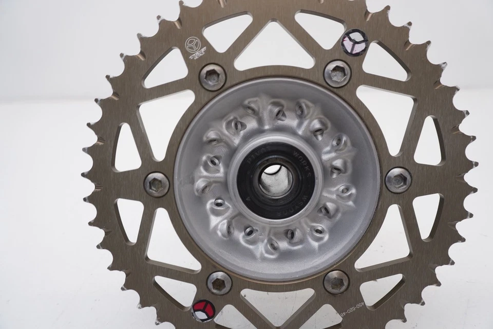 Buje de rueda trasera YZ450F 2008 SET-25311-00-00 Yamaha YZ125 YZ250 YZ250F YZ Foto 4 de 4