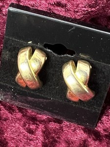 Authentic Vintage Classic Gold Plated Earrings