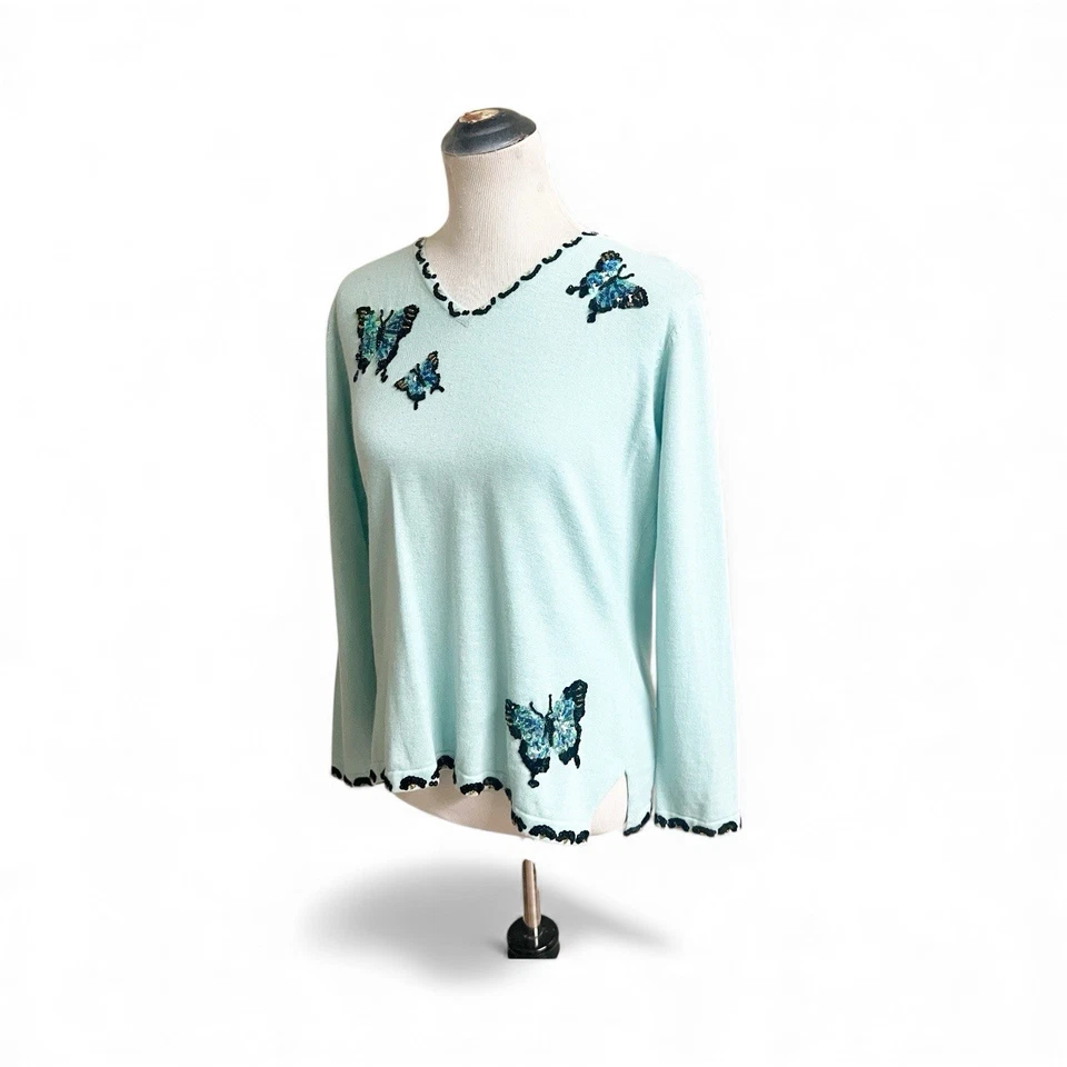 Suéter Storybook Knits para mujer lentejuelas apliques mariposa talla mediana azul azulado Foto 4 de 4