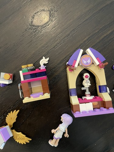 Minifigura LEGO Elves Aira Windwhistler 41071 con extras - Imagen 10 de 13