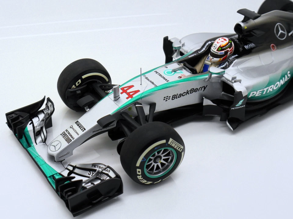 MINICHAMPS MERCEDES W06 L HAMILTON GANADOR AUTRALIAIN GP 2015 C ESCALA 1-18 Foto 3 de 4