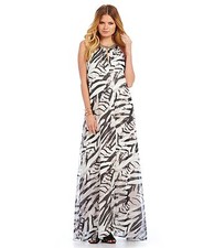 Vince Camuto Printed Trapeze Maxi Dress 4