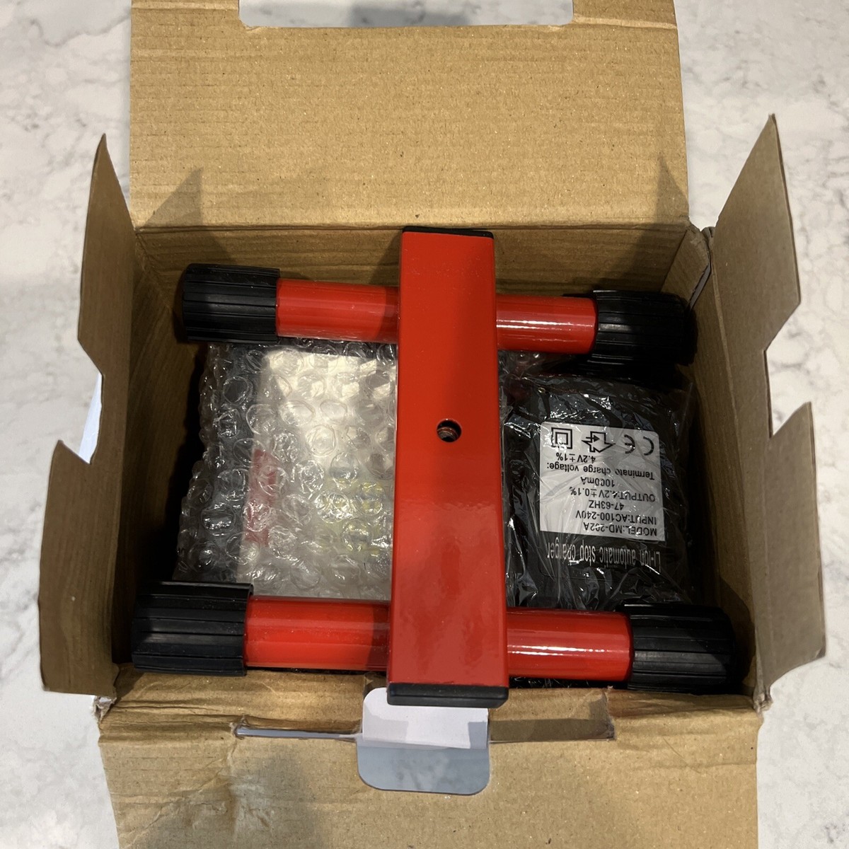 Supreme Cordless Floodlight Lamp Red FW16 New W/tags Box Supreme Cordless Floodlight Lamp Red FW16 New W/tags Box