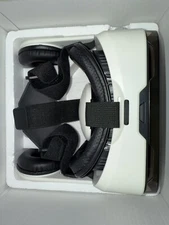 Bobovr z4 VR Headset Complete New In The Box Virtual Reality Headset