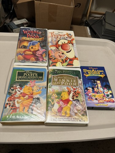disney vhs tapes lot 5 Mostly Pooh