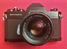 COLLECTORS HONEYWELL PENTAX BLACK SPOTMATIC SP II CAMERA w/SMC TAKUMAR 50MM LENS