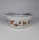 Vintage Pyrex Early American White 1 1/2 Pint Lidded Round Caserole Dish