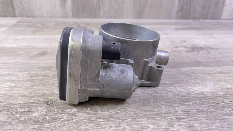 Dodge Nitro 2007 2011 2005 2010 cargador Dodge y carrocería del acelerador Chrysler 300 Foto 4 de 4