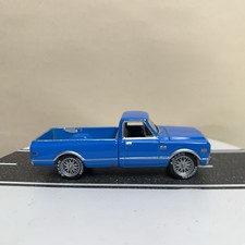 Greenlight 68-72 1970 Chevy C-10 Super Cheyenne Custom Pickup Blue 164 Nm Greenlight 68-72 1970 Chevy C-10 Super Cheyenne Custom Pickup Blue 164 Nm