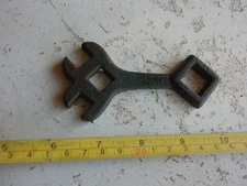 Antique farm Implement Buggy Wrench Tool Lot 25-41-U-D