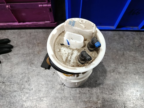 SEAT IBIZA 6L 1,4 Kraftstoffpumpe Benzinpumpe Pumpe Tankgeber 6Q0919051F