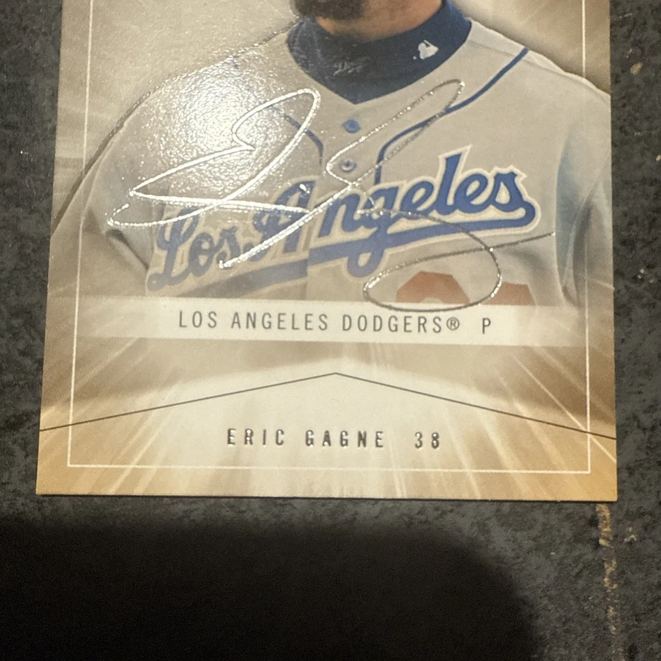 2005 Skybox Autographics - Eric Gagne #29 - Image 2 of 4