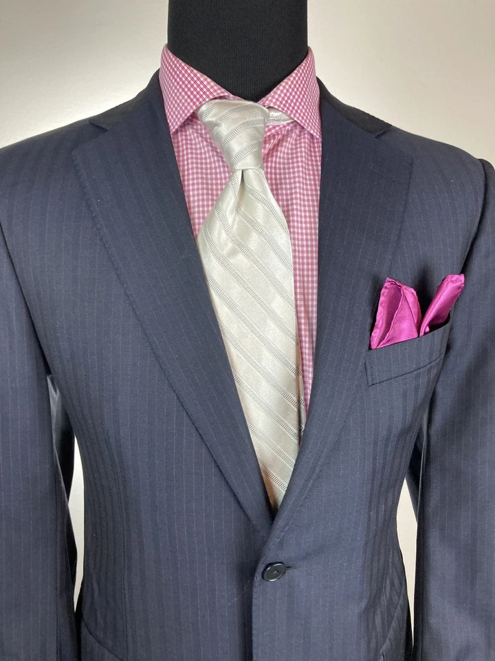 $3750.00 Traje Ermenegildo Zegna Azul Marino Moderno 2Btn 40R Foto 3 de 4