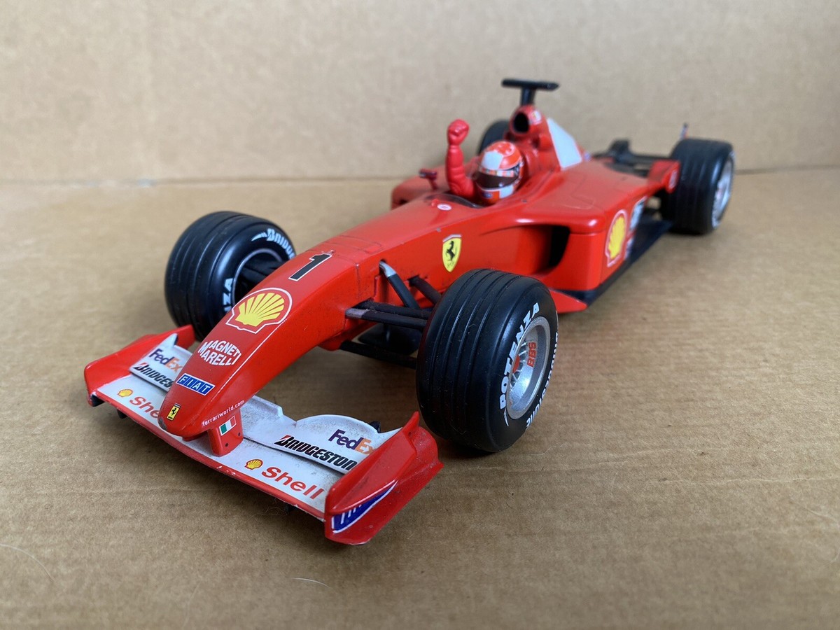 Hot Wheels Ferrari F2001, M Schumacher, World Champion 2001, 1:18