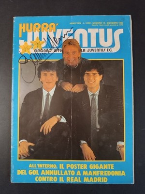 Hurra Juventus Magazine December 1986 Autographed Bonetti, Bonini, Caricola