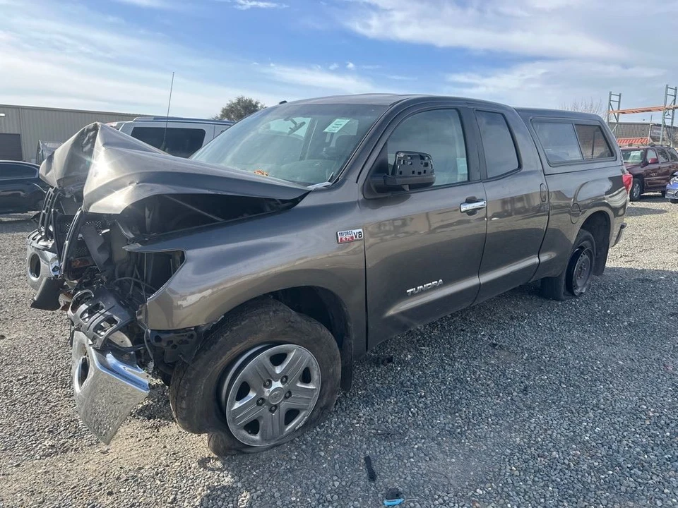 CHASIS CONTROL MODULE 895330C032 2011-2013 TOYOTA TUNDRA - Image 2 of 4